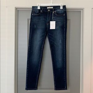 Dark wash skinny jeans